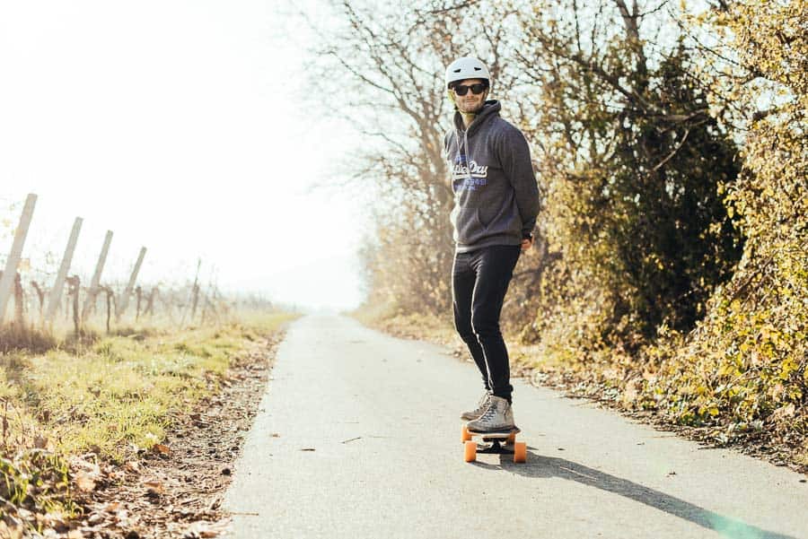 How To Ride An Electric Skateboard: A Beginner's Guide